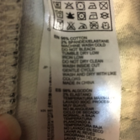 Forever 21 Size 28 Black White Aztec Stretch Jean - Picture 6 of 7